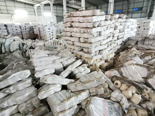 棉紗回收現(xiàn)場(chǎng)